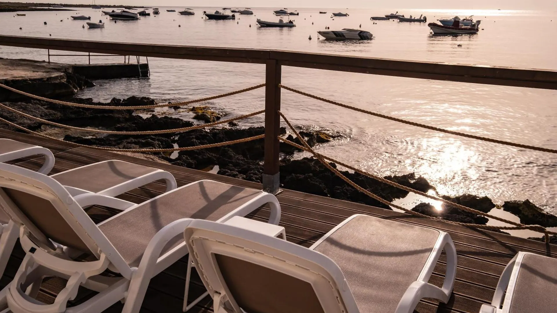 Qawra Palace Resort & Spa St. Paul's Bay 4*,  Malta