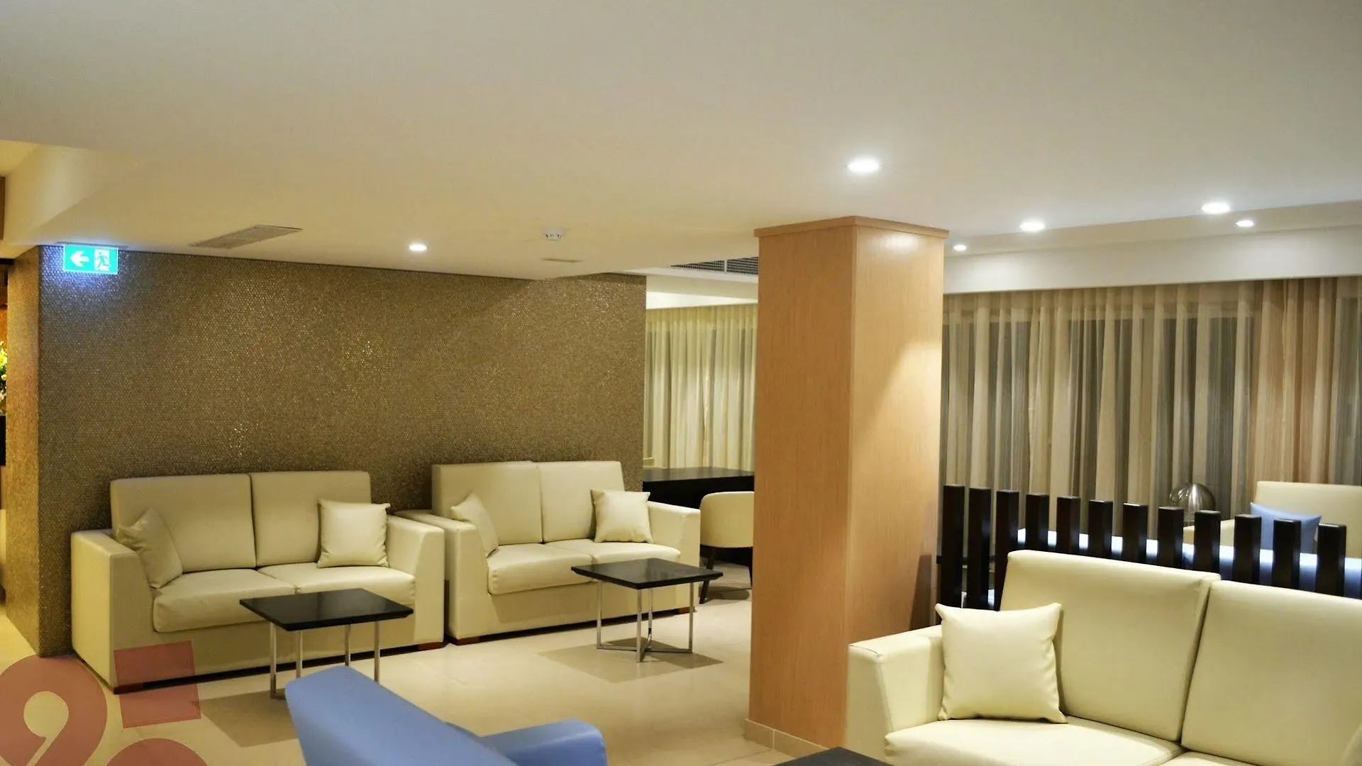 Qawra Palace Resort & Spa St. Paul's Bay Hotel